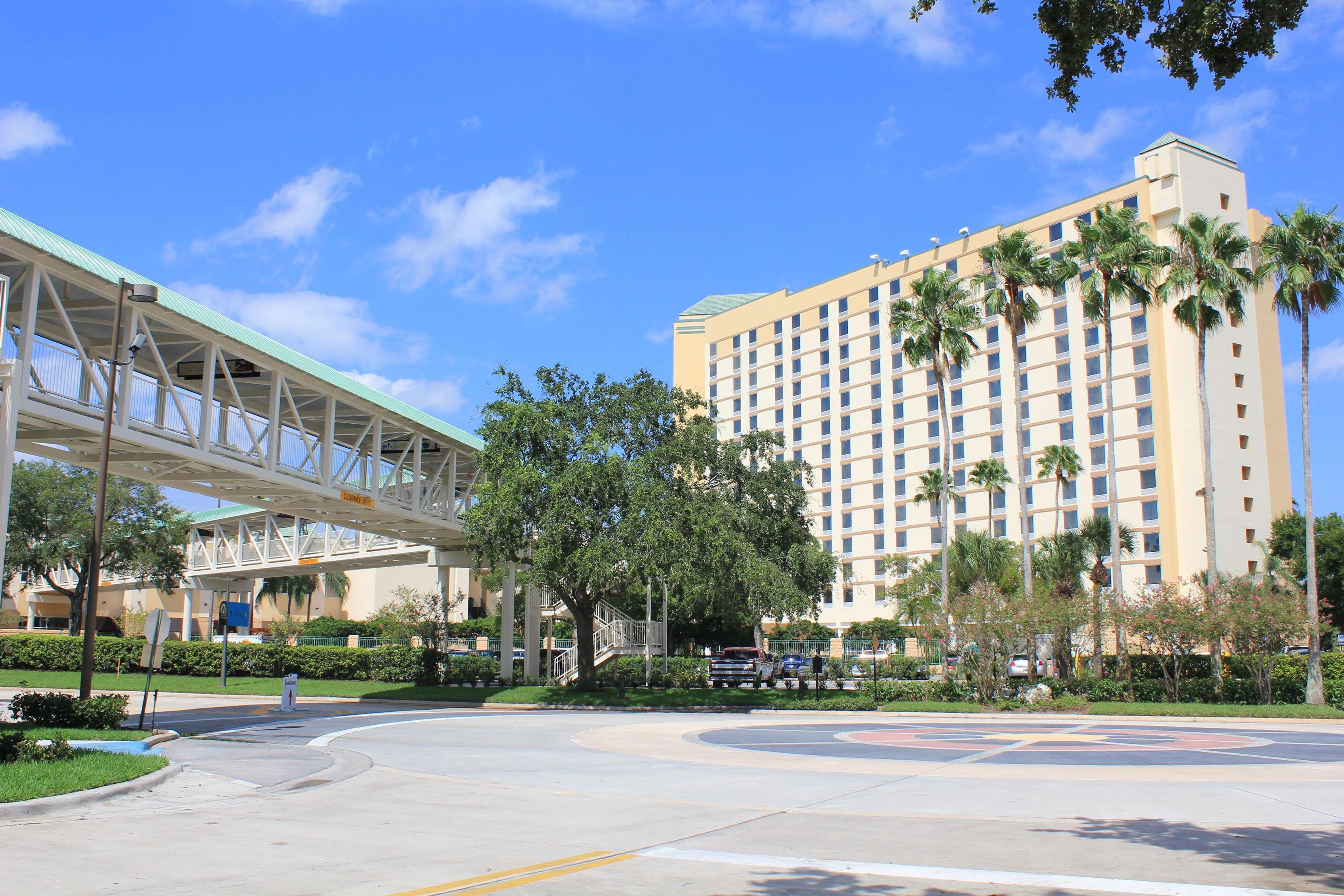 Rosen Plaza Hotel Orlando Convention Center Williamsburg Eksteriør billede